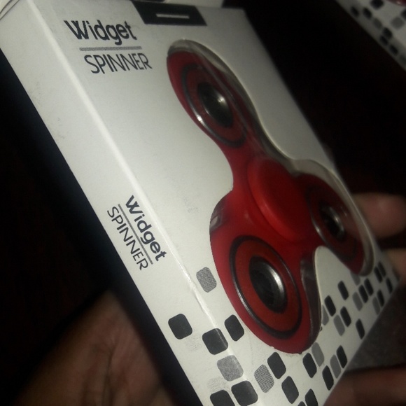 Fidget Spinners - Picture 3 of 4